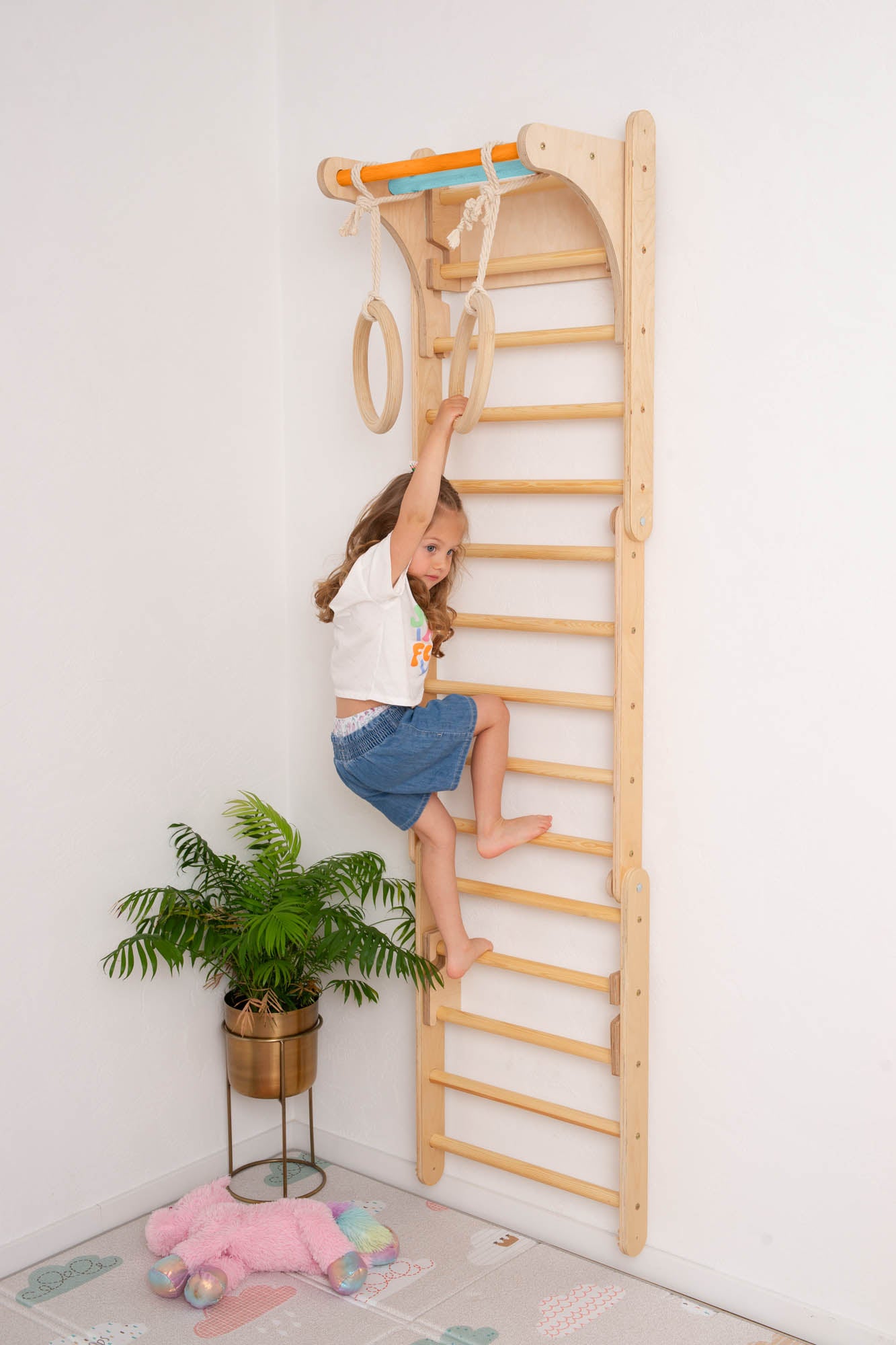 Swedish Wall with Gymnastic Rings for Kids